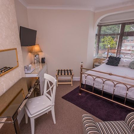 The Mariners Guest House Пул Екстериор снимка